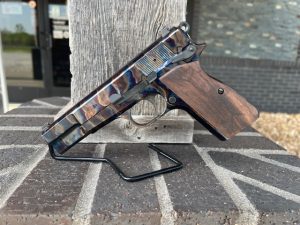 Used INGLIS P-35 9X19